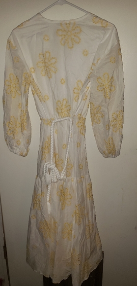 Alexis yellow floral embroiderd dress 1x - Picture 5 of 14